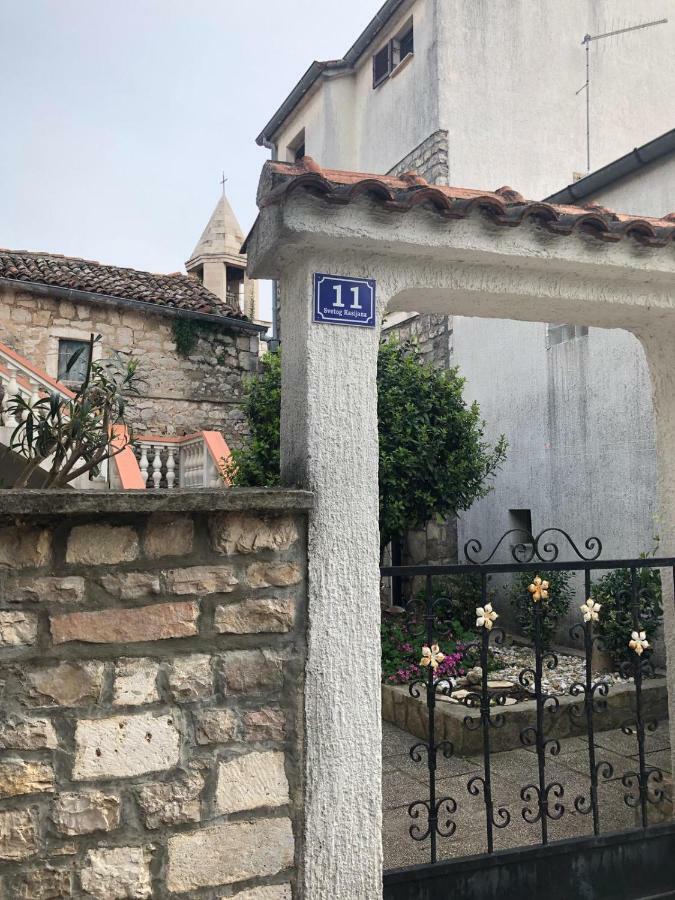Max & Jak Sukošan Exterior foto